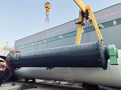Сцена погрузки шаровой мельницы для извести 1,5×4,5 м в Косово